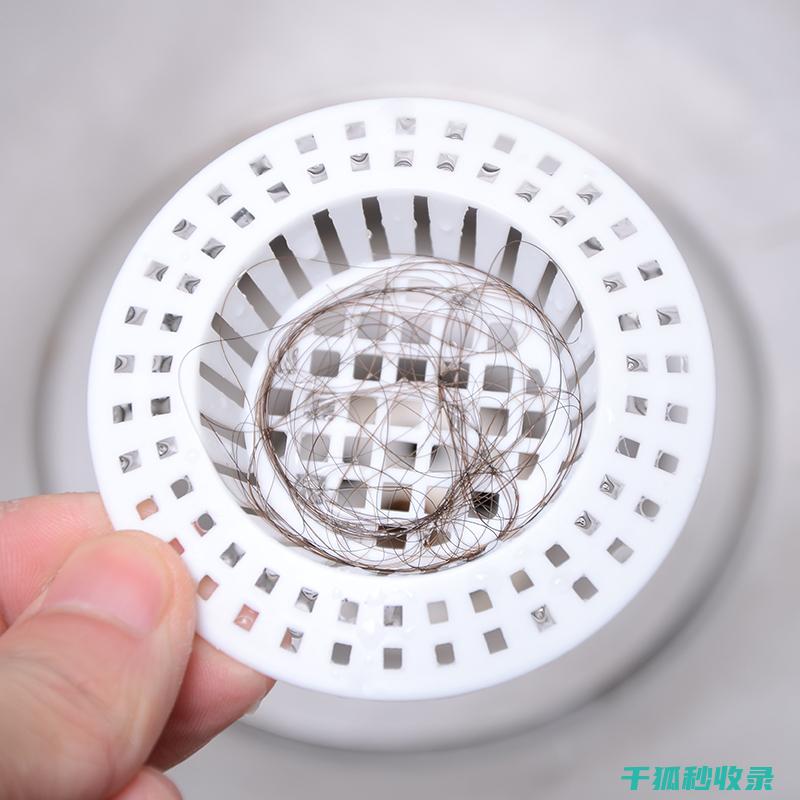 浴室下水道堵塞？先试试这个自然方法！ (浴室下水道堵了最快的方法解决)