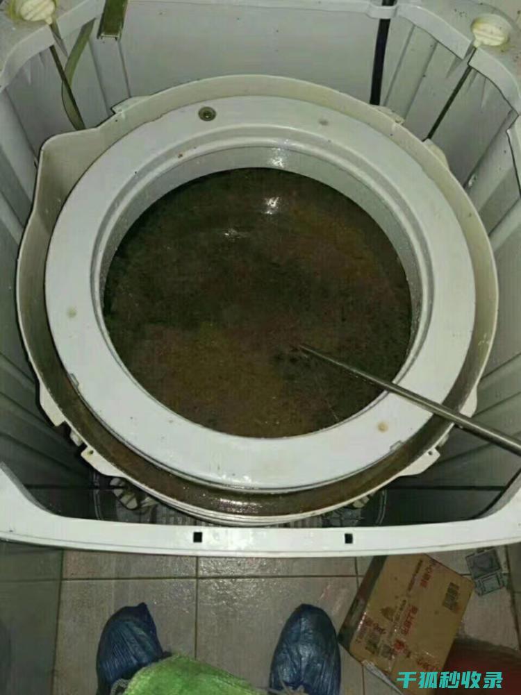 洗衣机内筒清洁剂使用技巧：正确使用清洁剂的方法 (洗衣机内筒清洗妙招)