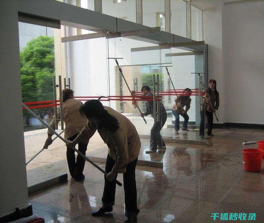 玻璃清洁 (玻璃清洁剂)
